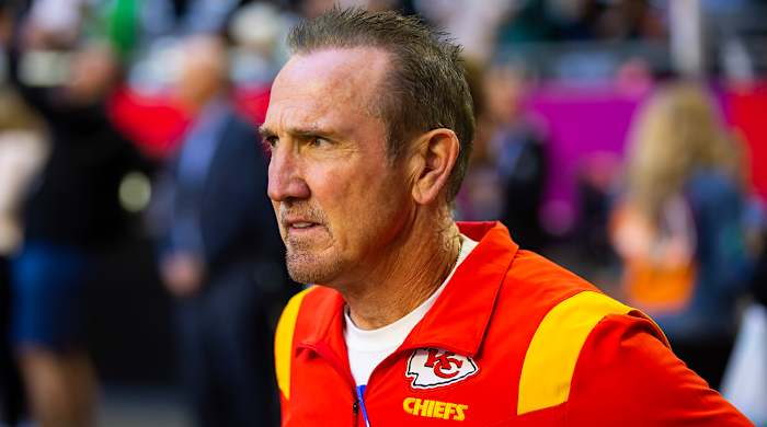 Chiefs defensive coordinator Steve Spagnuolo against the Eagles during Super Bowl LVII at State Farm Stadium.